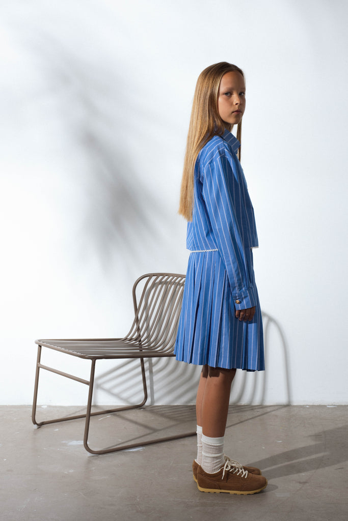 UNLABEL SS25 West Shirt Blouse in Dark Blue Stripes