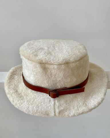 TAGO AW2024 Fluffy Hat in Camel